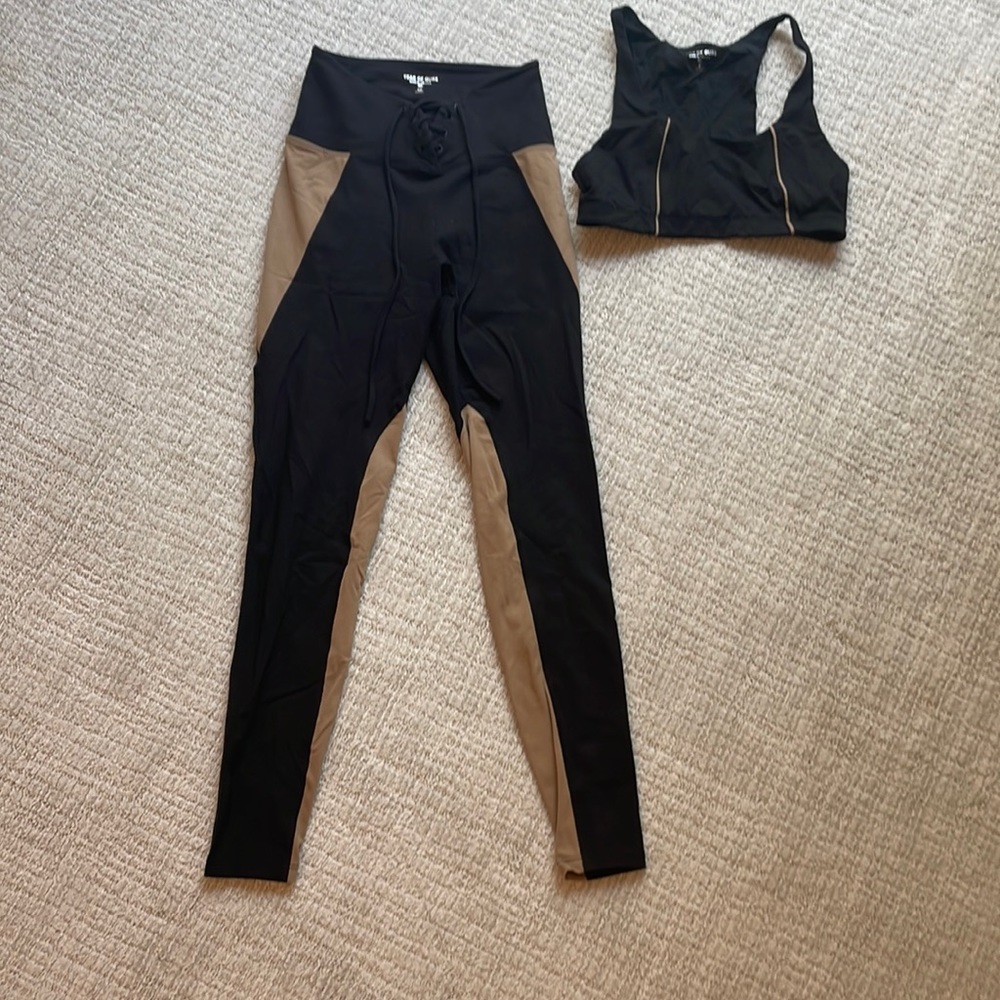 SET Year of Ours Black and Tan colorblock football leggings and bra XS/S